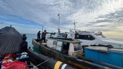 Ⓒ Hak cipta foto di atas dikembalikan sesungguhnya kepada pemilik foto