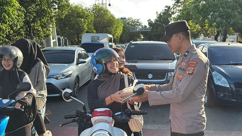 Ⓒ Hak cipta foto di atas dikembalikan sesungguhnya kepada pemilik foto