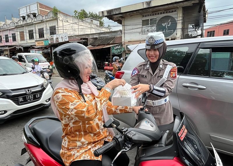 Ⓒ Hak cipta foto di atas dikembalikan sesungguhnya kepada pemilik foto