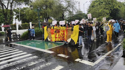 Ⓒ Hak cipta foto di atas dikembalikan sesungguhnya kepada pemilik foto