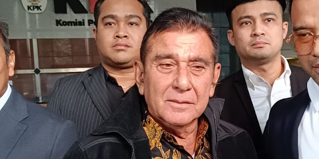 Ⓒ Hak cipta foto di atas dikembalikan sesungguhnya kepada pemilik foto