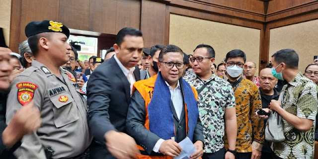 Ⓒ Hak cipta foto di atas dikembalikan sesungguhnya kepada pemilik foto