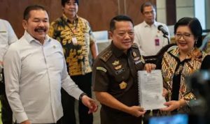 Ⓒ Hak cipta foto di atas dikembalikan sesungguhnya kepada pemilik foto